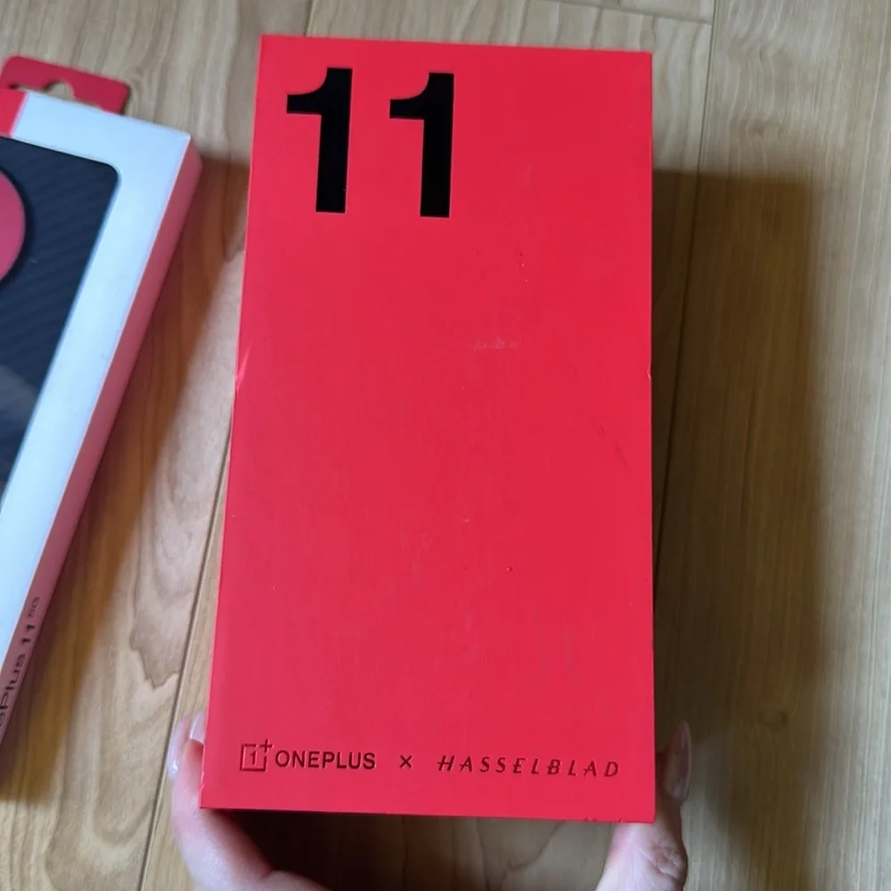 OnePlus 11 Smartphone with Case 16GB